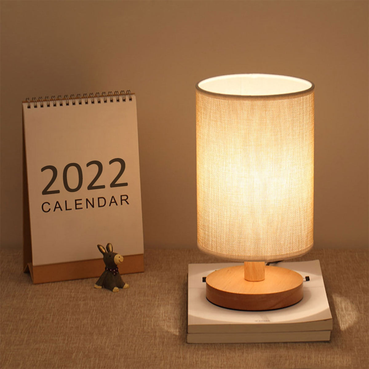 USB Bedside Wooden Cylinder Desk Lamp